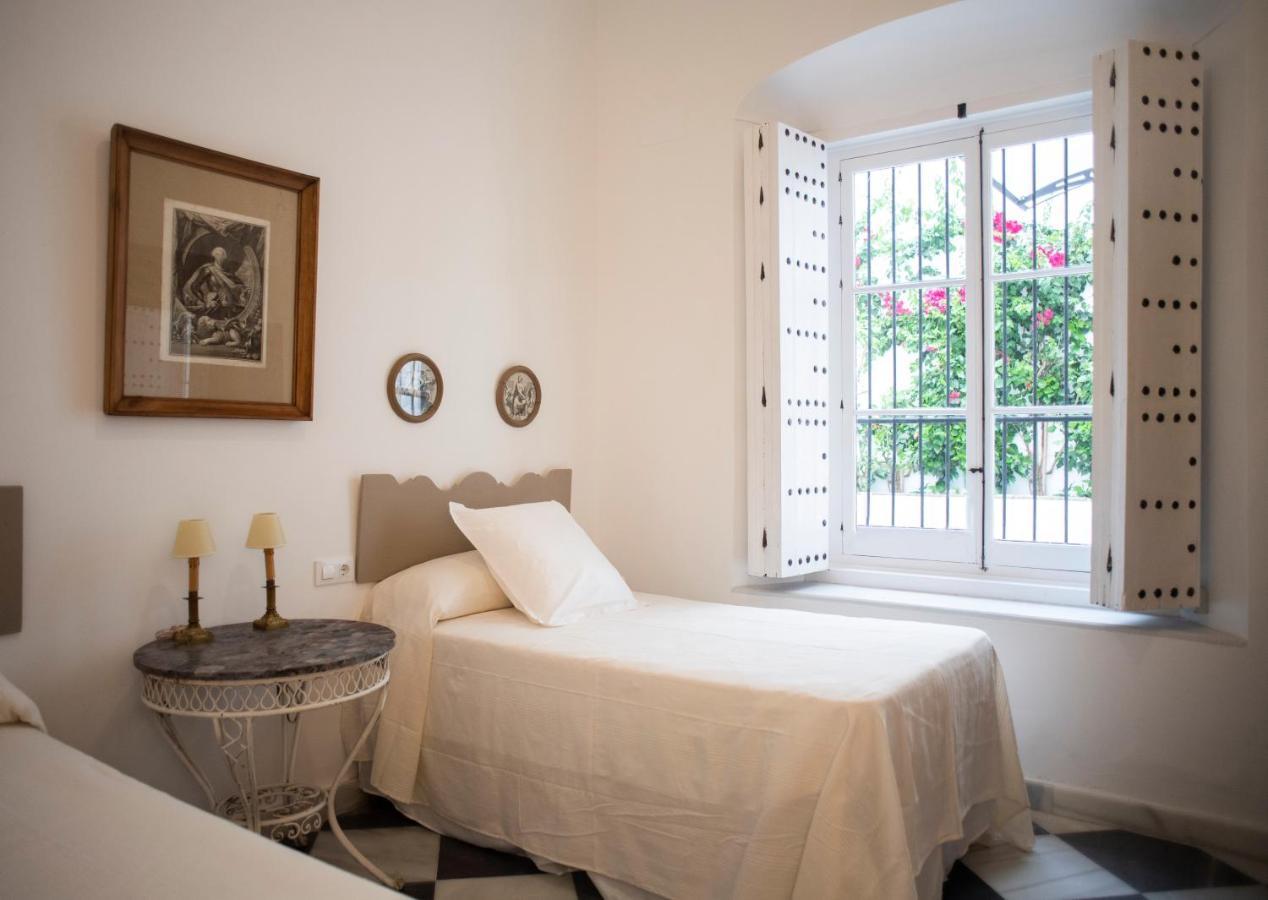 Gatu Premium Apartamento Palacio Oneto Con Jardin Privado " Preferente Mayores De 25 Anos Y Familias " El Puerto de Santa Maria Exterior foto