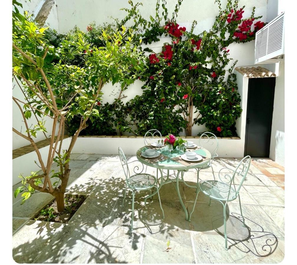 Gatu Premium Apartamento Palacio Oneto Con Jardin Privado " Preferente Mayores De 25 Anos Y Familias " El Puerto de Santa Maria Exterior foto