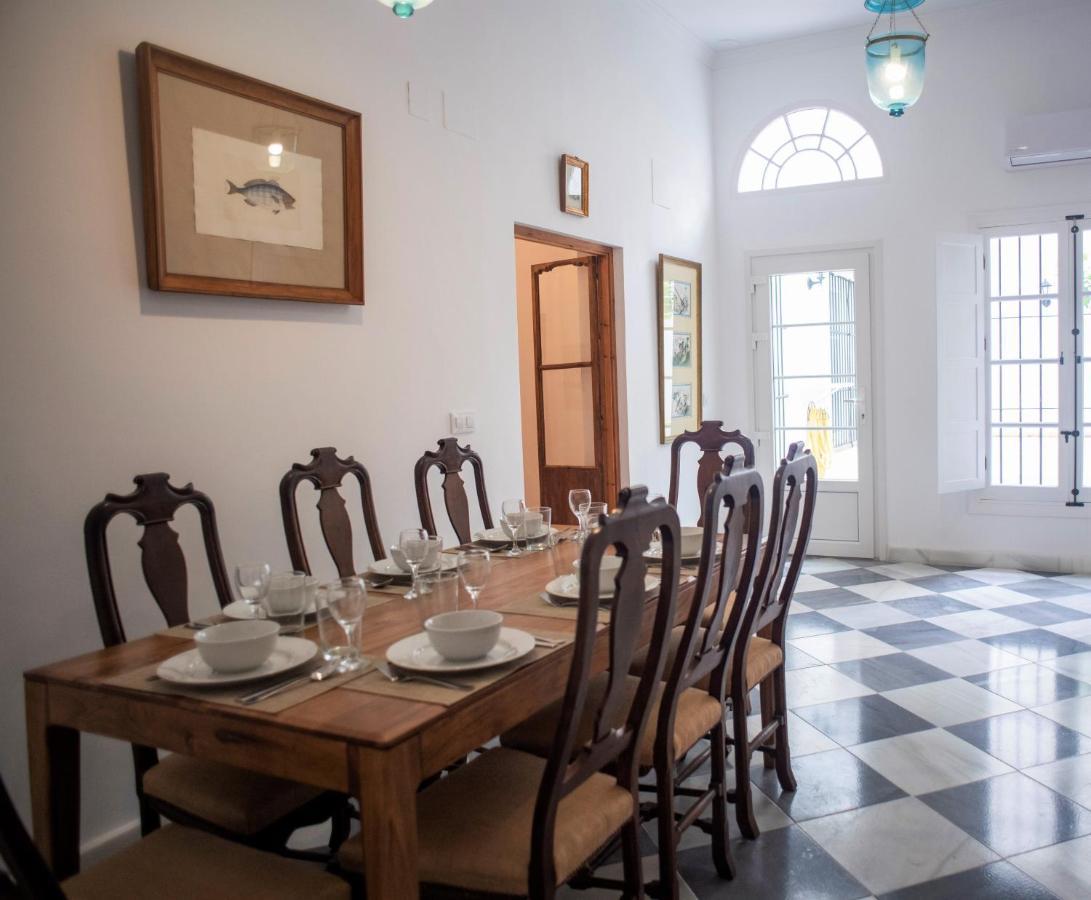 Gatu Premium Apartamento Palacio Oneto Con Jardin Privado " Preferente Mayores De 25 Anos Y Familias " El Puerto de Santa Maria Exterior foto