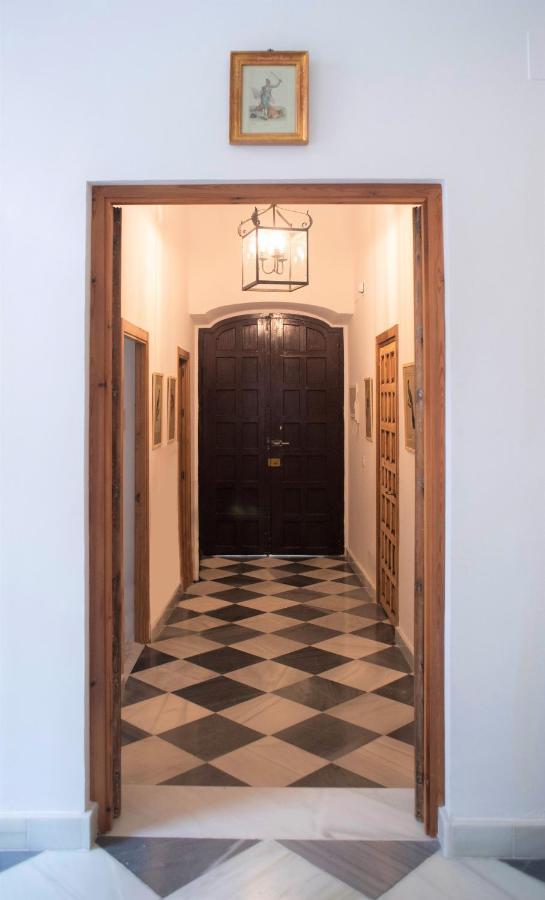 Gatu Premium Apartamento Palacio Oneto Con Jardin Privado " Preferente Mayores De 25 Anos Y Familias " El Puerto de Santa Maria Exterior foto