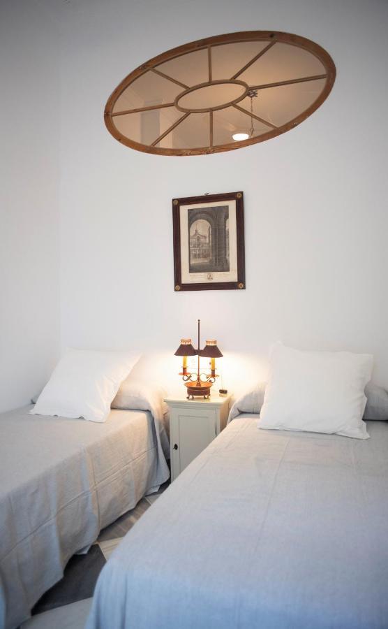 Gatu Premium Apartamento Palacio Oneto Con Jardin Privado " Preferente Mayores De 25 Anos Y Familias " El Puerto de Santa Maria Exterior foto